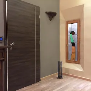 Oktohome Apartman